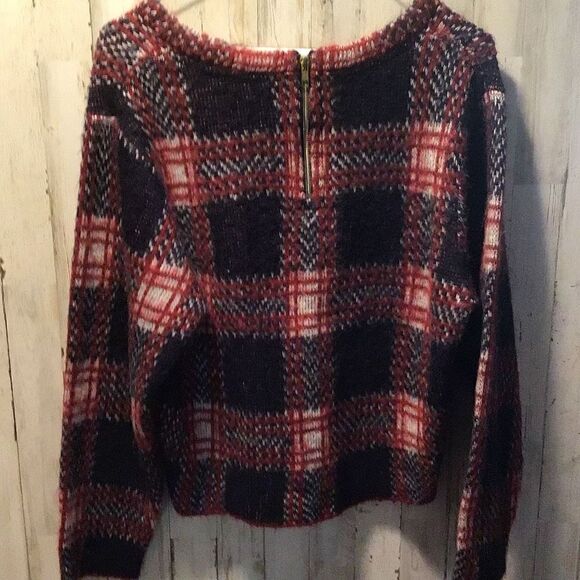 Sweater from Forever 21 size medium - Picture 2 of 3